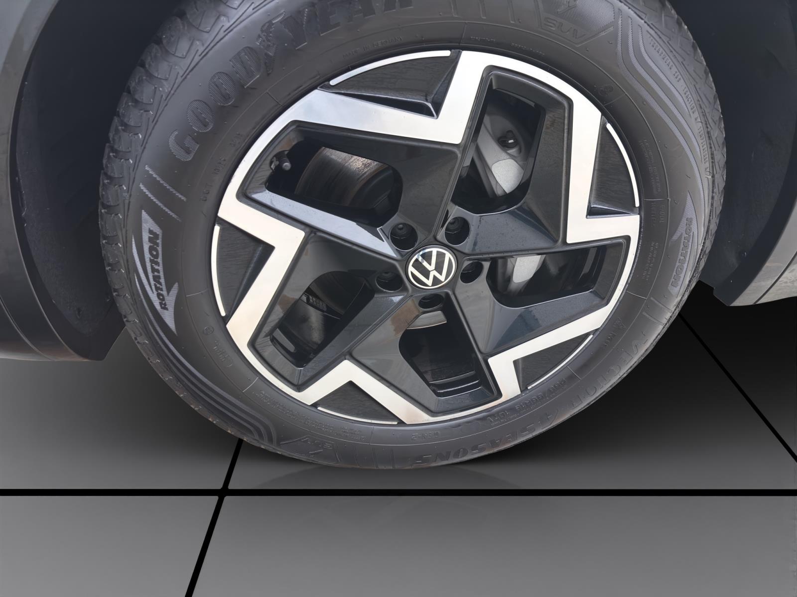 Bild 7: Volkswagen Touareg 3.0 TDI V6 Tiptronic 4M R-LINE AHK IQ.LIGHT NAVI HuD