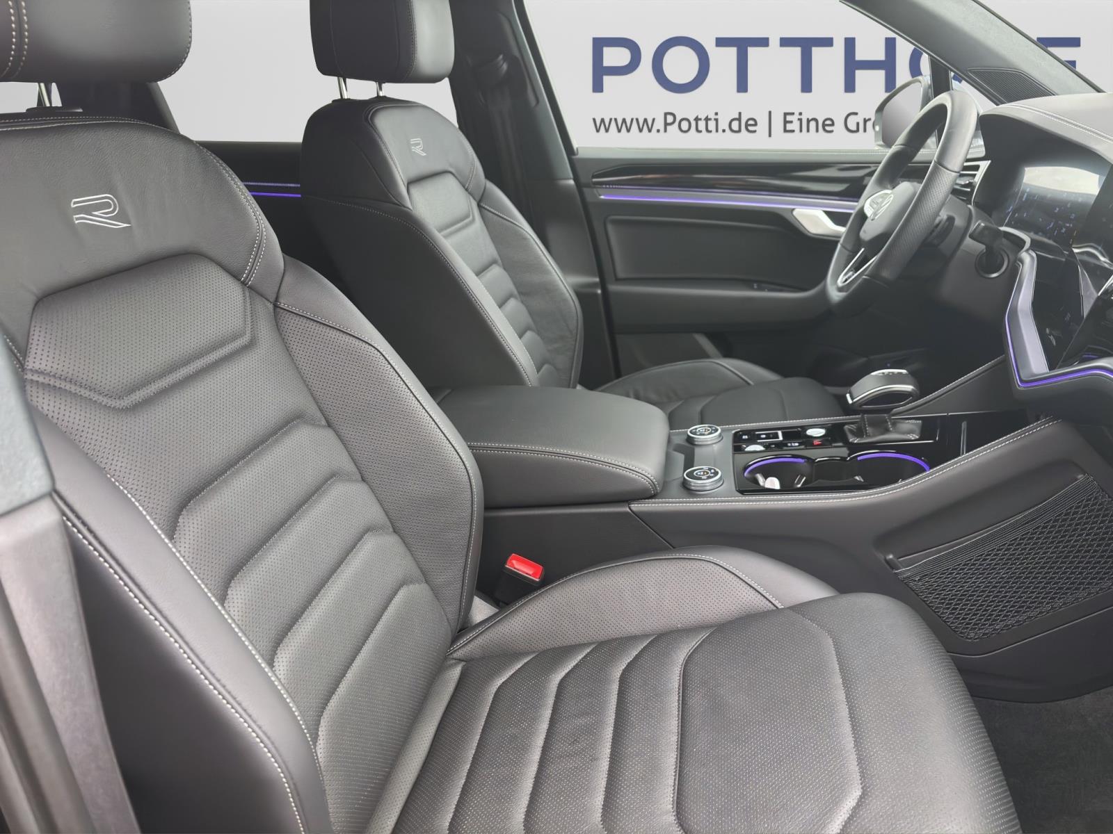 Bild 14: Volkswagen Touareg 3.0 TDI V6 Tiptronic 4M R-LINE AHK IQ.LIGHT NAVI HuD