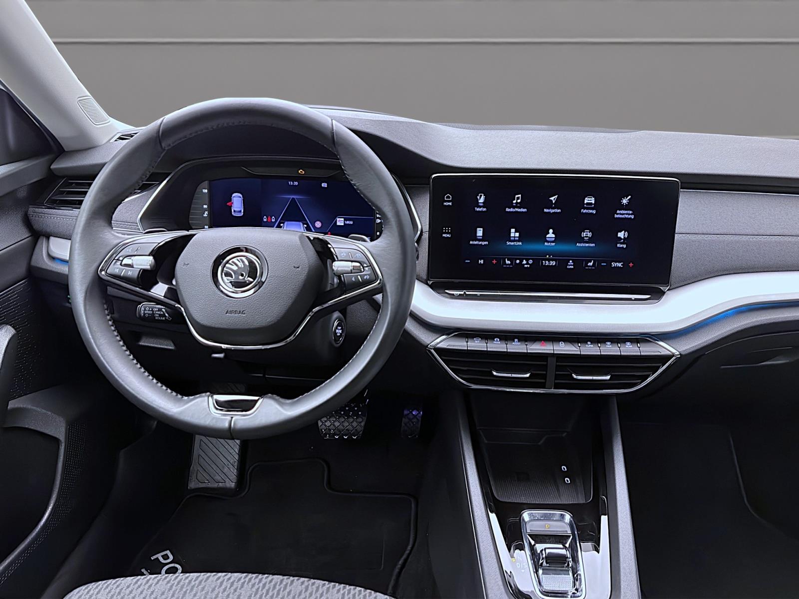 Bild 11: Skoda Octavia Combi 2.0 TDI DSG STYLE NAVI PDC SITZHZG KLIMA