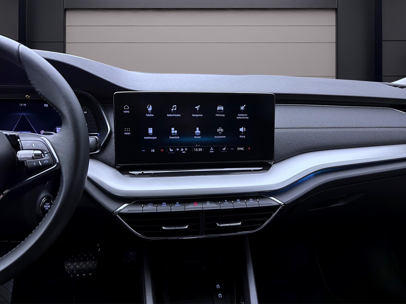 Bild 12: Skoda Octavia Combi 2.0 TDI DSG STYLE NAVI PDC SITZHZG KLIMA