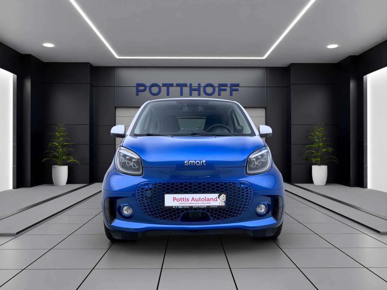 Bild 5: Smart fortwo Coupe EQ PASSION PANO SITZHZG LED PDC