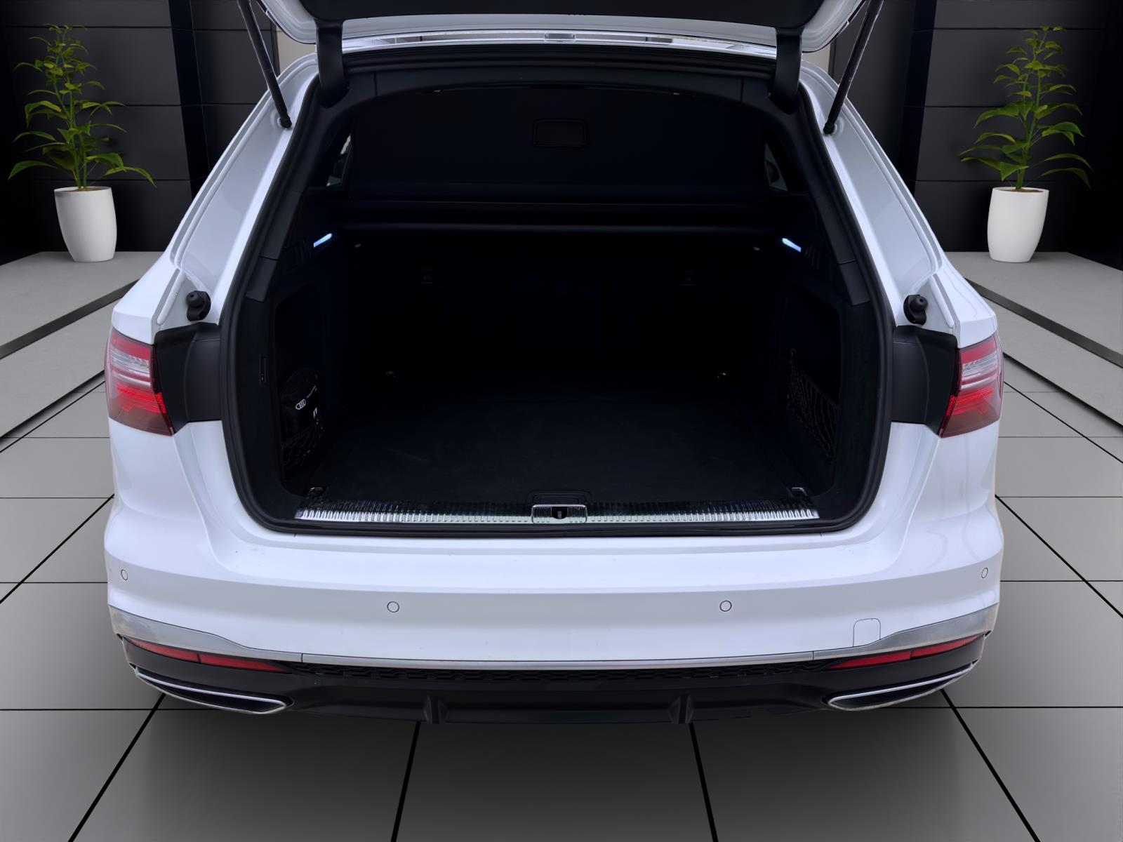 Bild 3: Audi A4 Avant 40 TDI S LINE PANO AHK KAMERA NAVI+