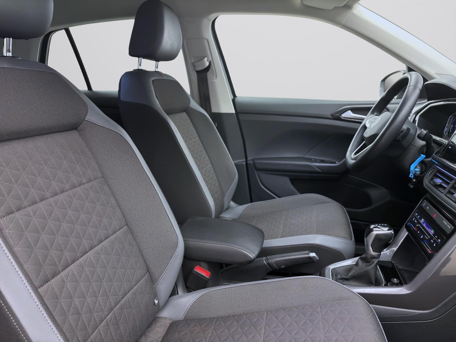 Bild 15: Volkswagen T-Cross 1.0 TSI DSG STYLE KAMERA PDC SITZHZG LED