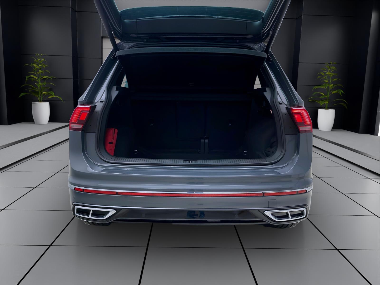 Bild 3: Volkswagen Tiguan 2.0 TDI DSG 4M R-LINE AHK NAVI MATRIX SITZHZG