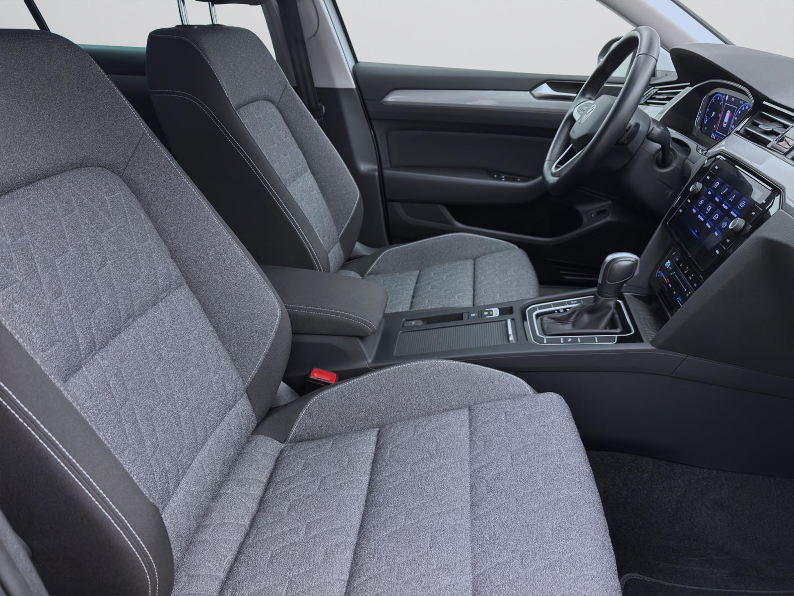 Bild 14: Volkswagen Passat Variant 2.0 TDI DSG BUSINESS NAVI PDC KAMERA SITZHZG