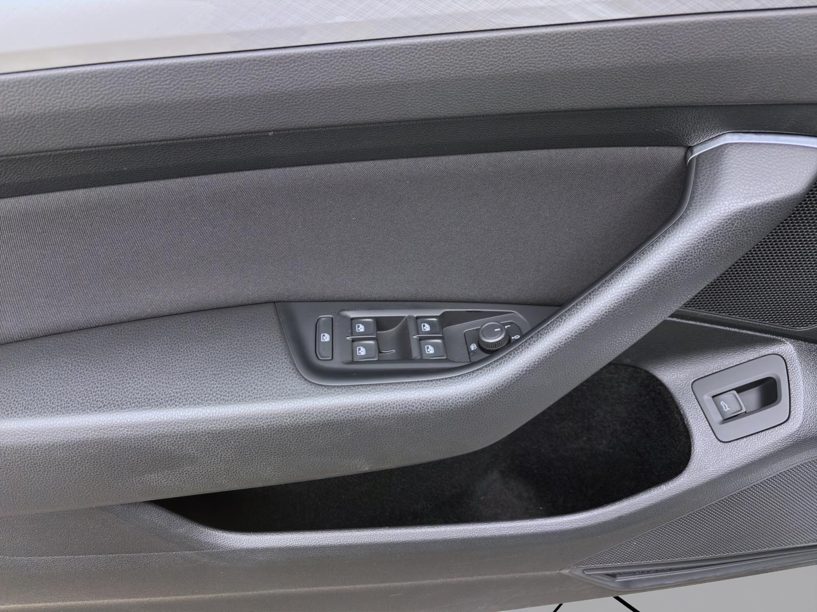 Bild 9: Volkswagen Passat Variant 2.0 TDI DSG BUSINESS AHK KAMERA PDC IQ.LIGHT