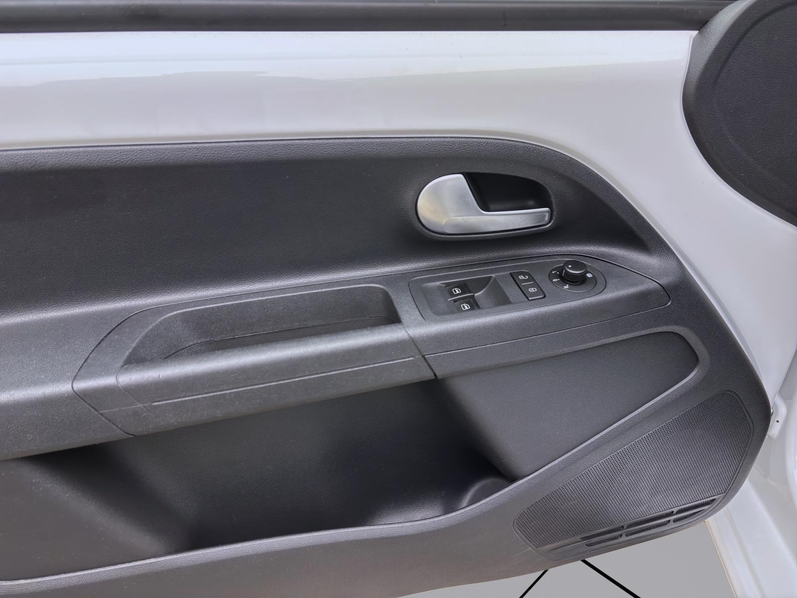 Bild 9: Volkswagen up! 1.0 MPI MOVE UP! KAMERA PDC KLIMA SITZHZG