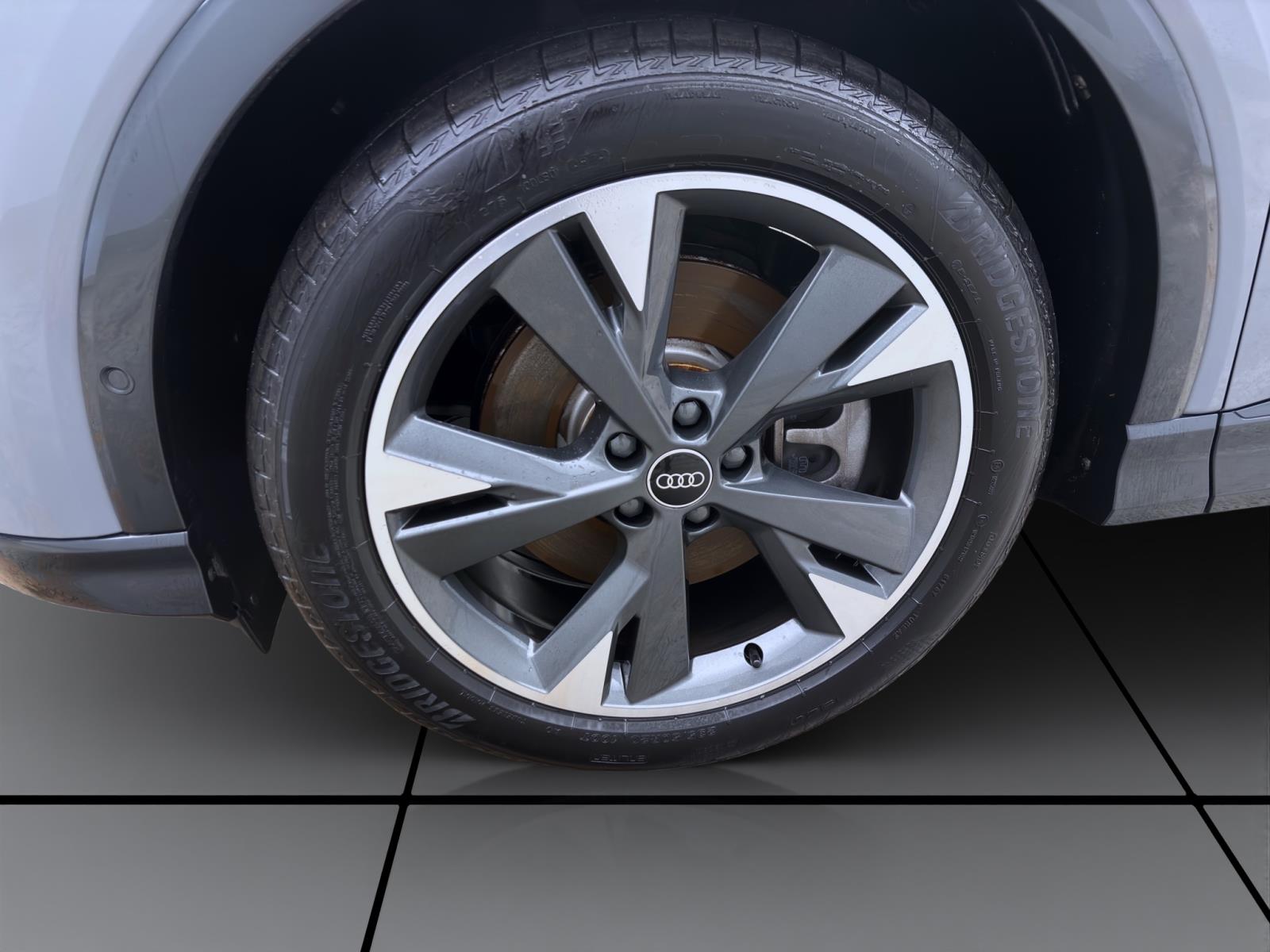 Bild 7: Audi Q4 e-tron Sportback 40 KAMERA PDC SITZHZG LM20