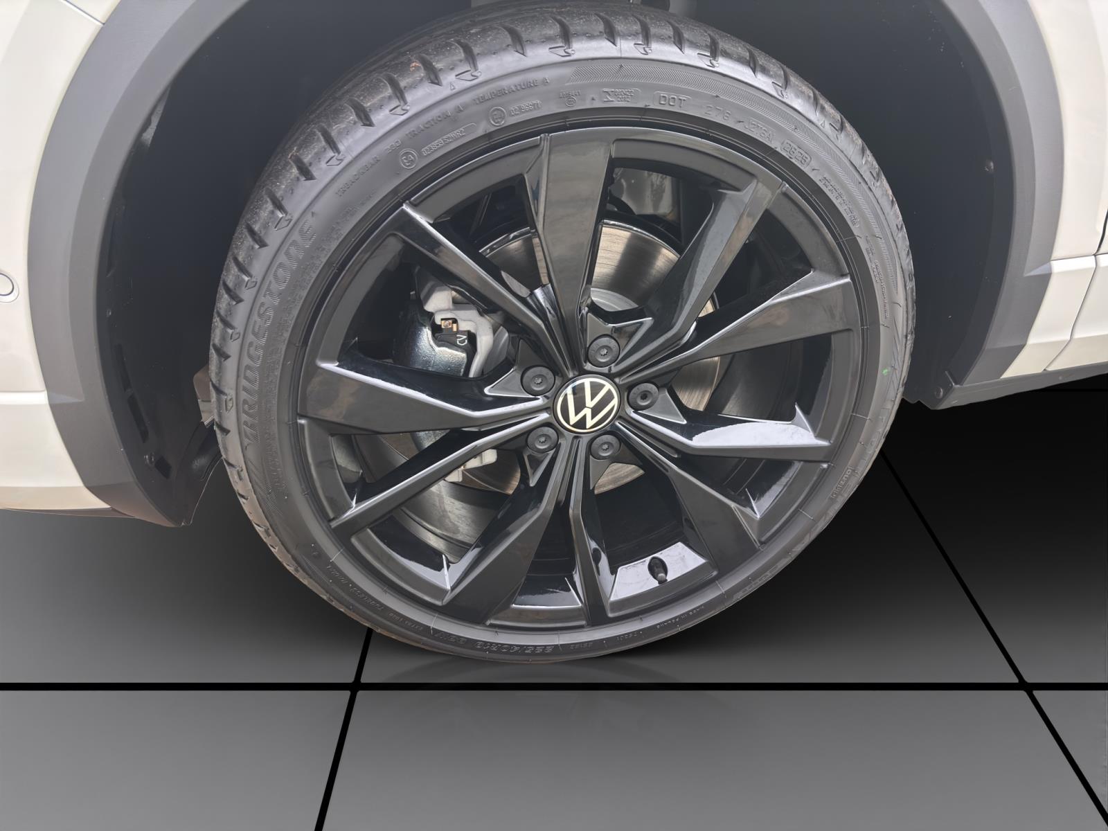 Bild 7: Volkswagen T-Roc 2.0 TSI DSG 4M R-LINE KLIMA PANO AHK ACC