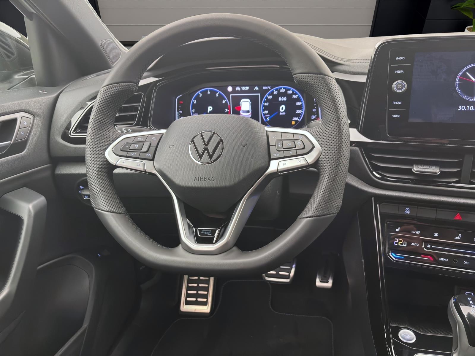 Bild 10: Volkswagen T-Roc 2.0 TSI DSG 4M R-LINE PANO AHK eKLAPPE ACC