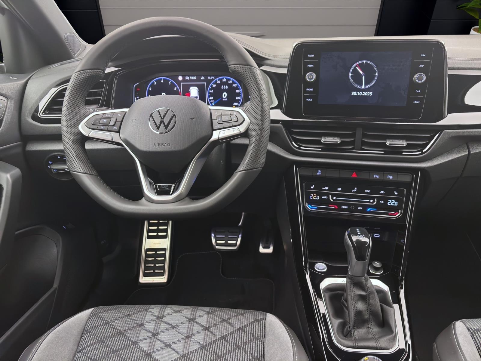 Bild 11: Volkswagen T-Roc 2.0 TSI DSG 4M R-LINE PANO AHK eKLAPPE ACC