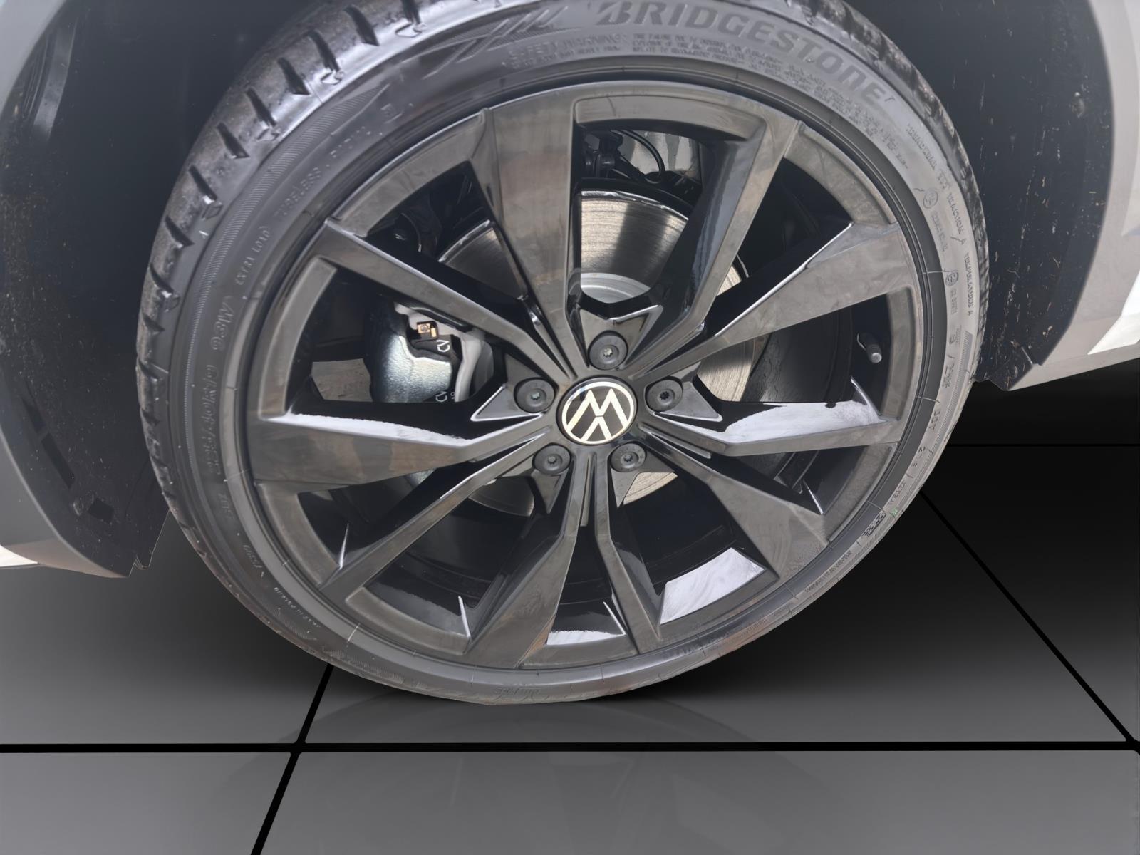 Bild 7: Volkswagen T-Roc 2.0 TSI DSG 4M R-LINE KLIMA AHK LM19 PANO