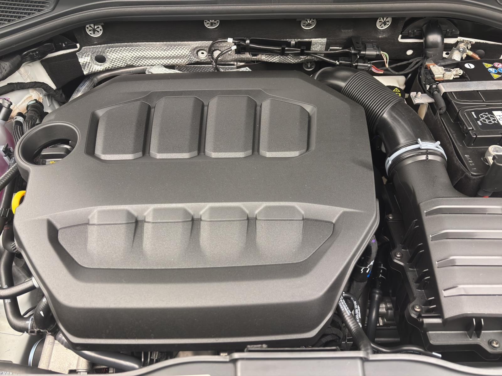 Bild 16: Volkswagen T-Roc 2.0 TSI DSG 4M R-LINE AHK PANO ACC SHZG