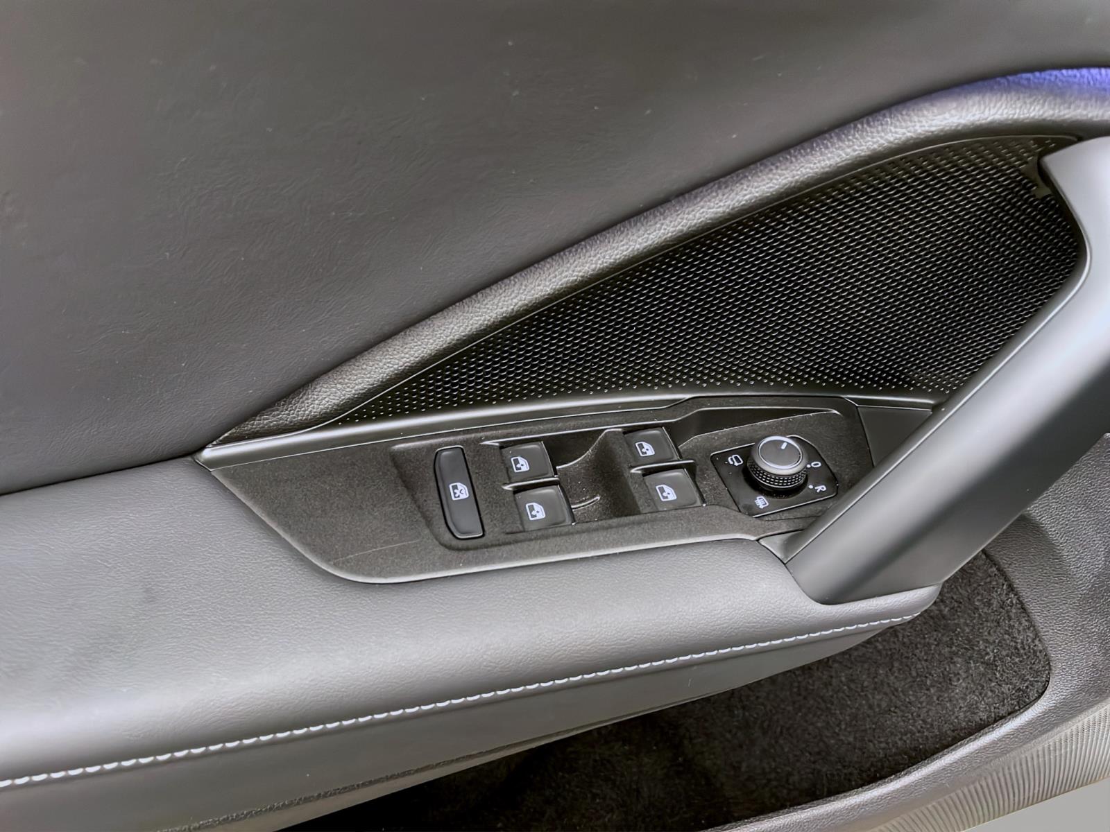 Bild 9: Volkswagen Tiguan 2.0 TDI DSG R-LINE AHK NAVI KAMERA HuD