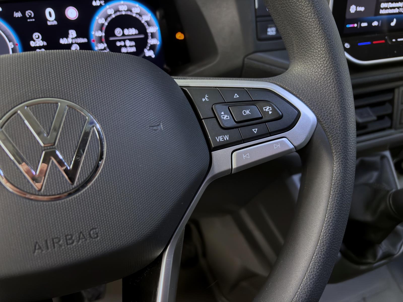 Bild 9: Volkswagen Crafter Kasten NF 35 2.0 TDI MR PDC KAMERA NAVI SHZG