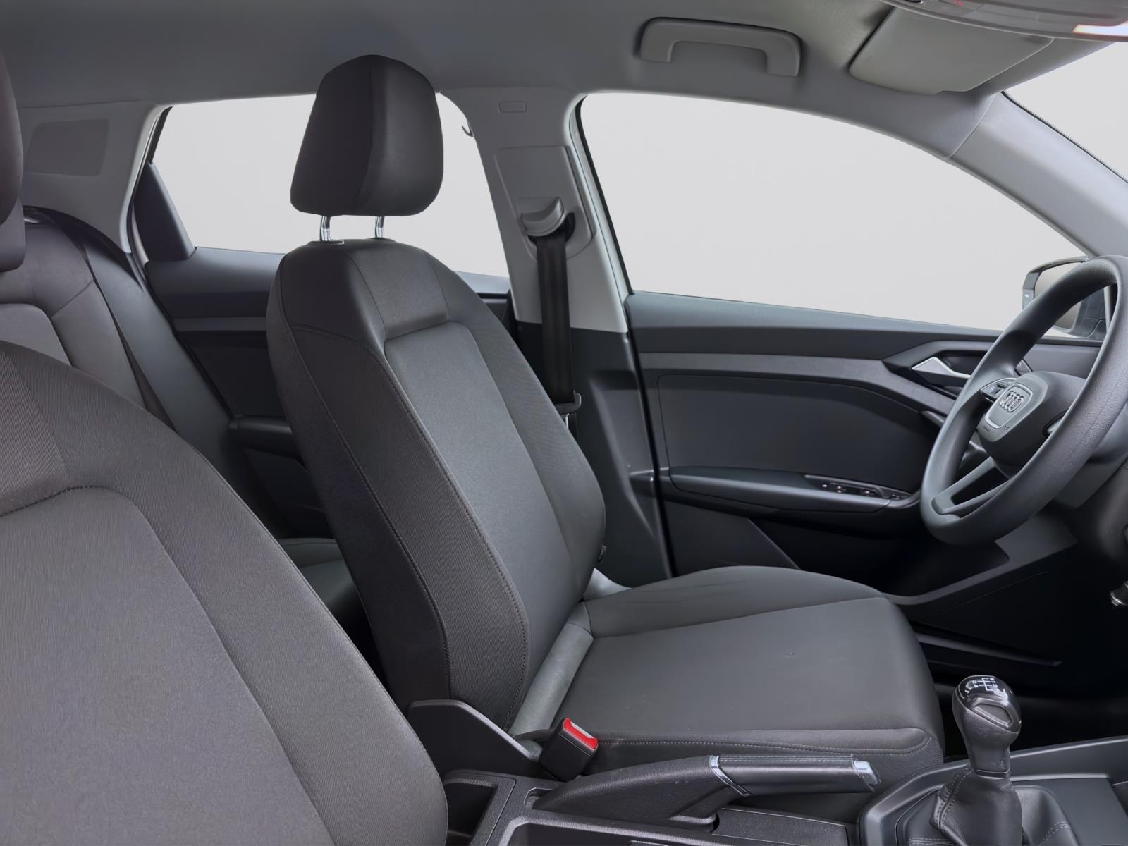 Bild 15: Audi A1 Sportback 25 TFSI SITZHZG PDC MFL KLIMA