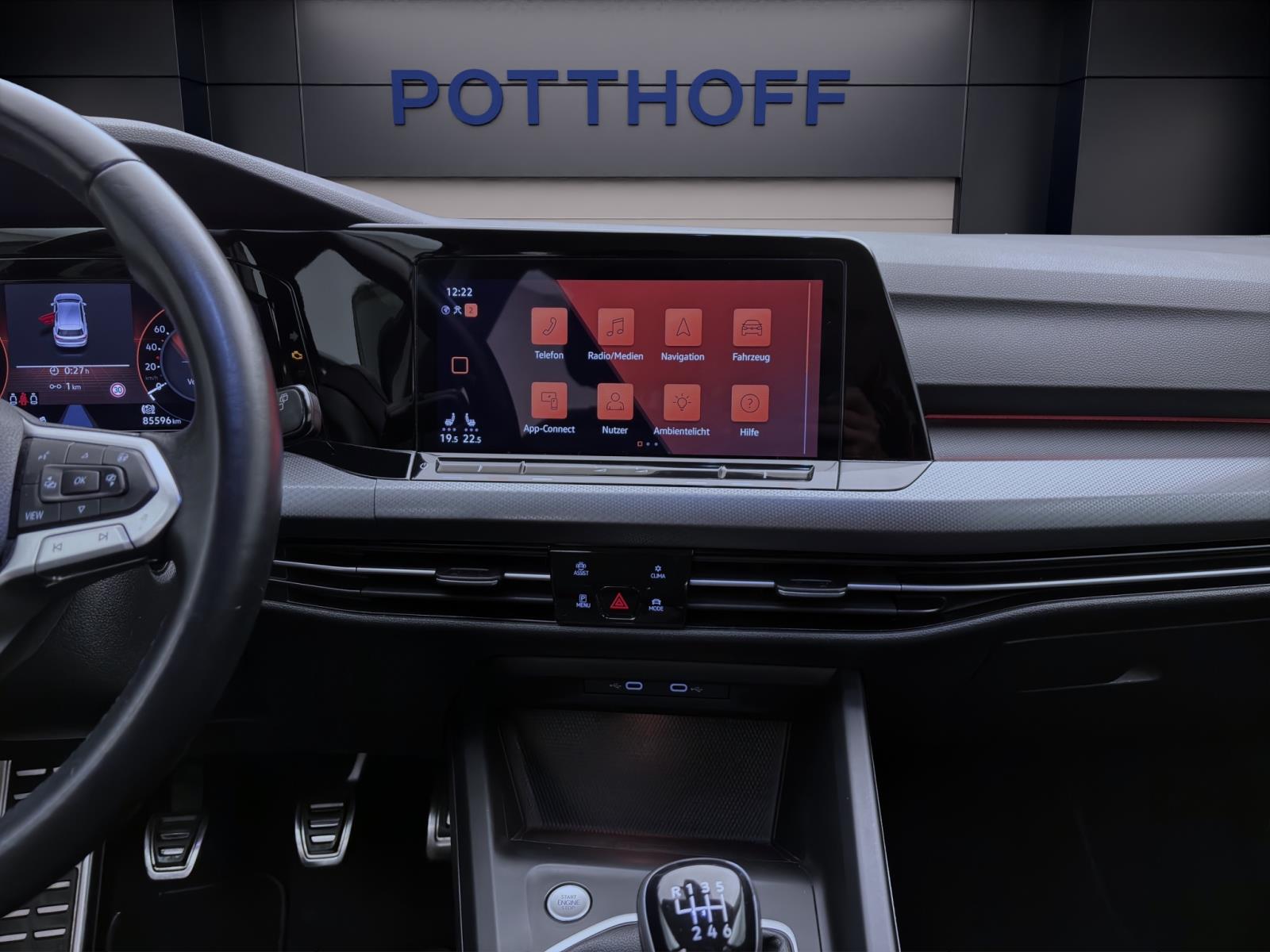 Bild 12: Volkswagen Golf 2.0 TDI ACTIVE PDC SITZHZG NAVI ACC KLIMA