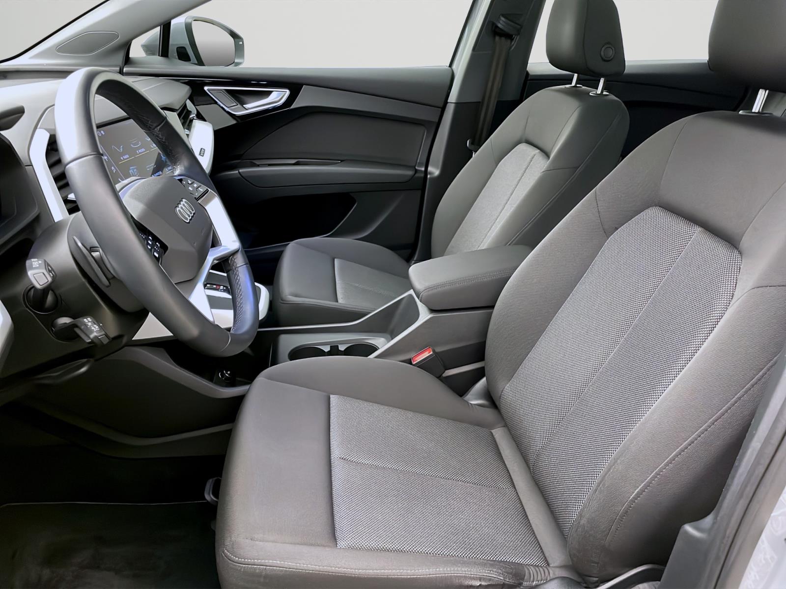 Bild 8: Audi Q4 e-tron Sportback 40 PANO NAVI KAMERA PDC SITZHZG