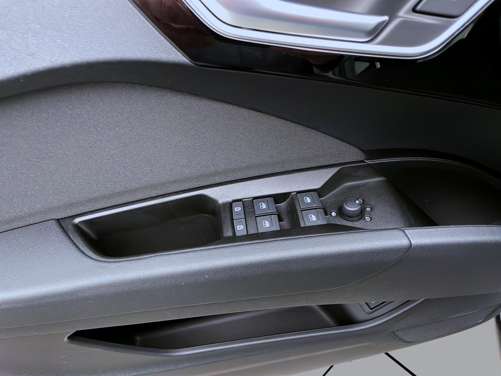 Bild 9: Audi Q4 e-tron Sportback 40 PANO NAVI KAMERA PDC SITZHZG