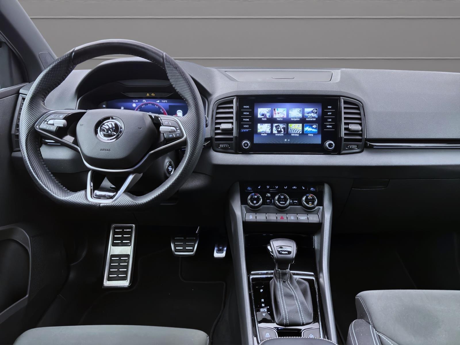 Bild 11: Skoda Karoq 2.0 TSI DSG 4x4 SPORTLINE PDC MATRIX SITZHZG LM18