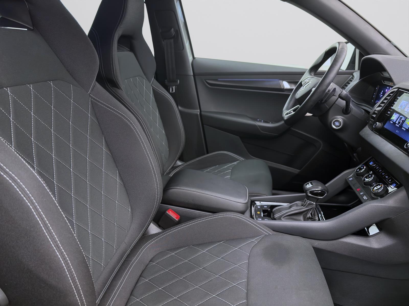 Bild 14: Skoda Karoq 2.0 TSI DSG 4x4 SPORTLINE PDC MATRIX SITZHZG LM18