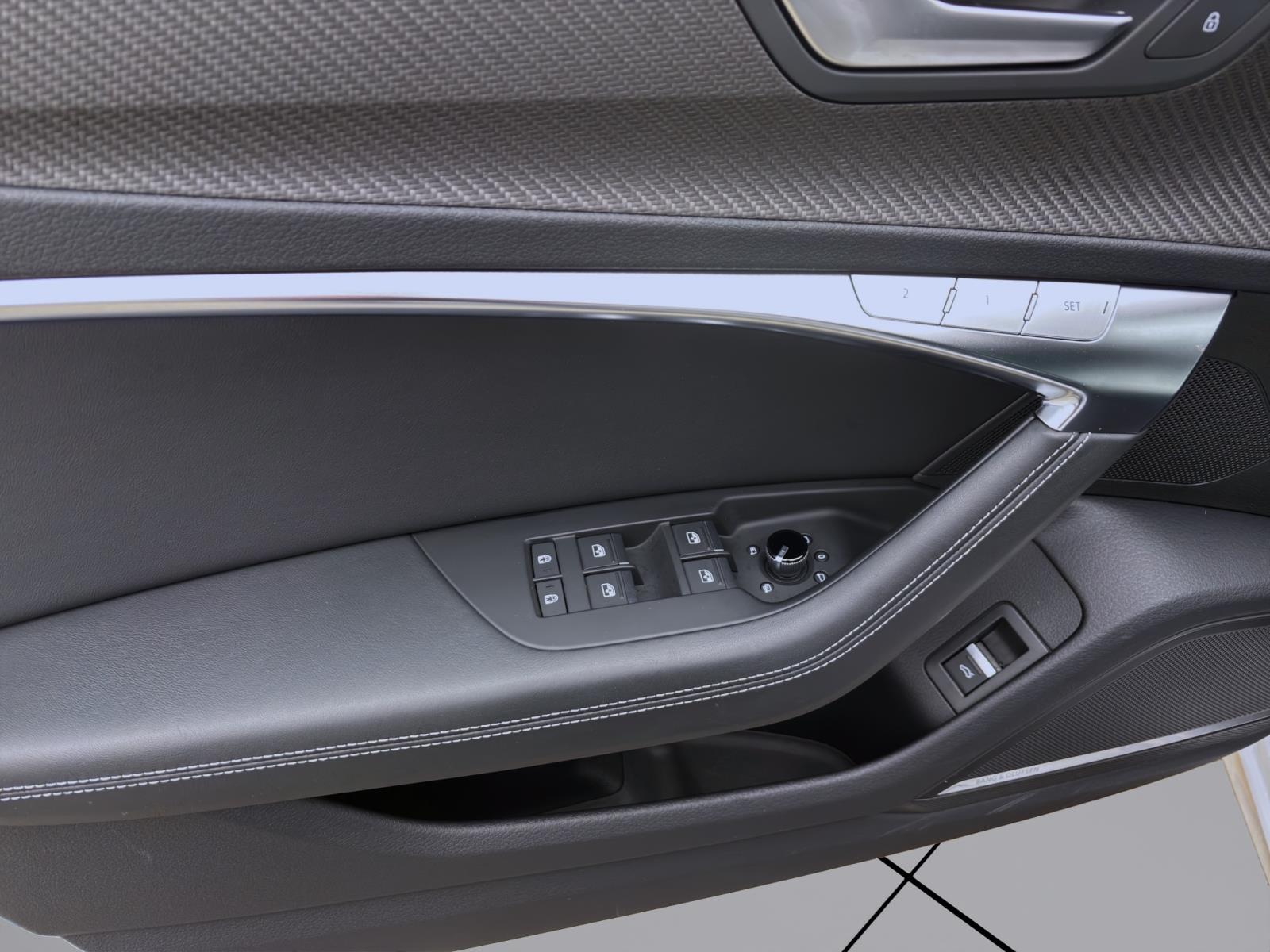 Bild 9: Audi A6 Limousine 50 TDI Q S LINE PANO STANDHZG HD-MATRIX AHK