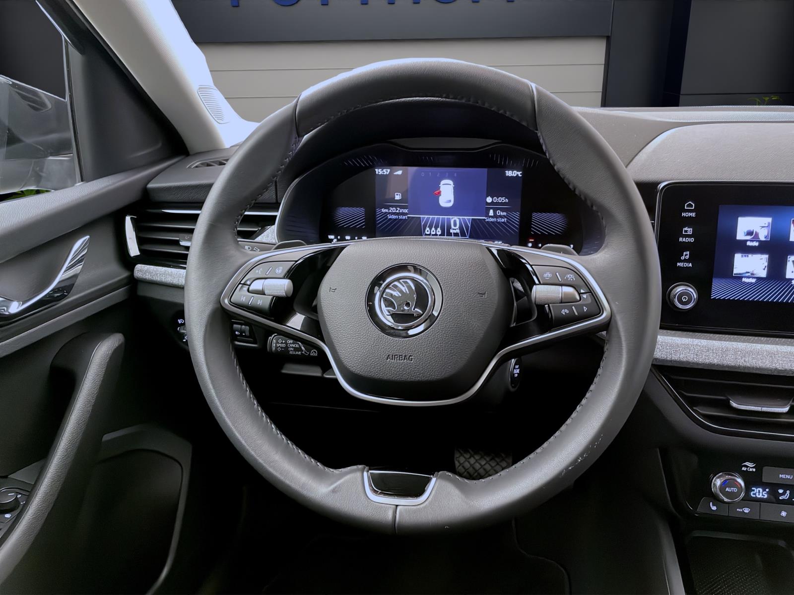 Bild 10: Skoda Kamiq 1.0 TSI DSG SELECTION PDC KAMERA LED SITZHZG