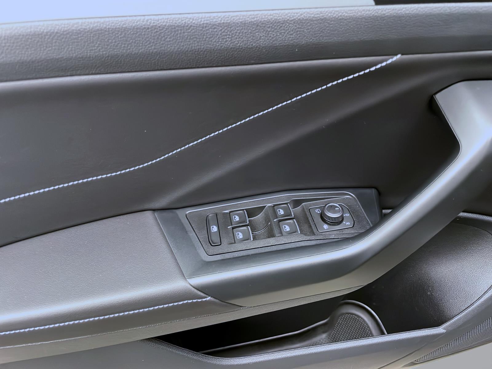 Bild 9: Volkswagen T-Roc 2.0 TDI DSG GOAL AHK NAVI PDC LED+