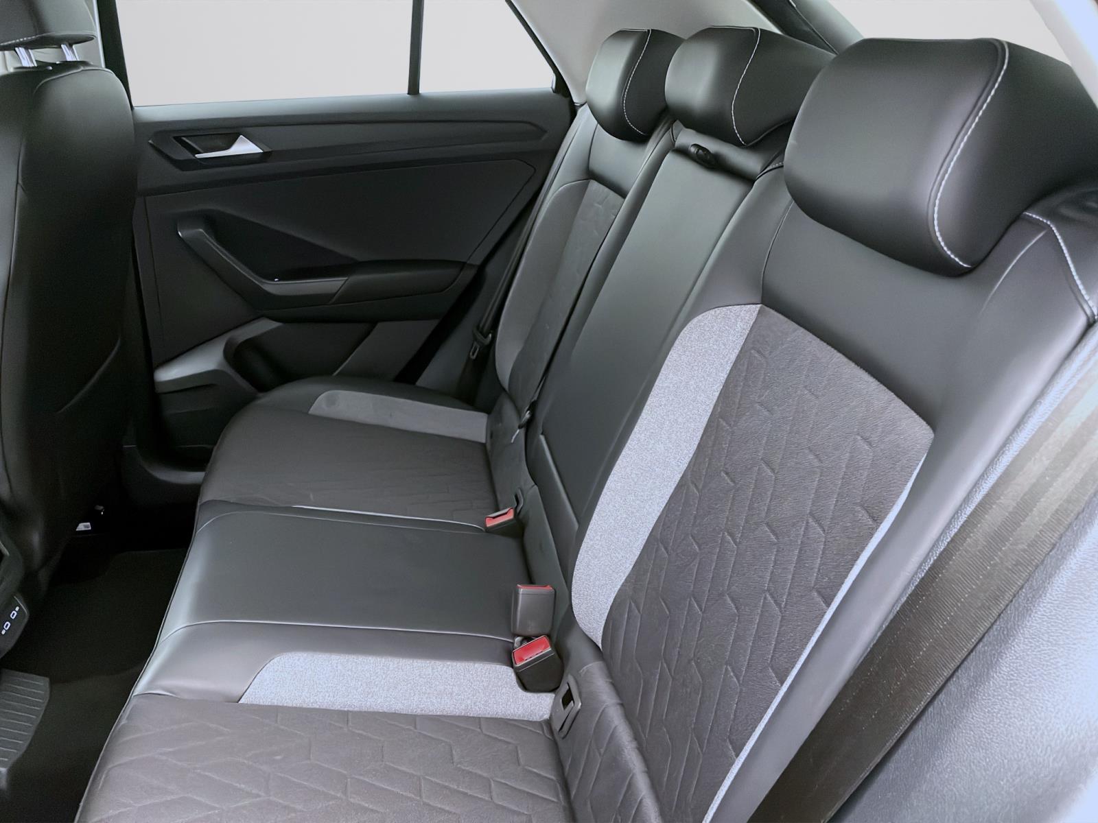 Bild 13: Volkswagen T-Roc 2.0 TDI DSG GOAL AHK NAVI PDC LED+