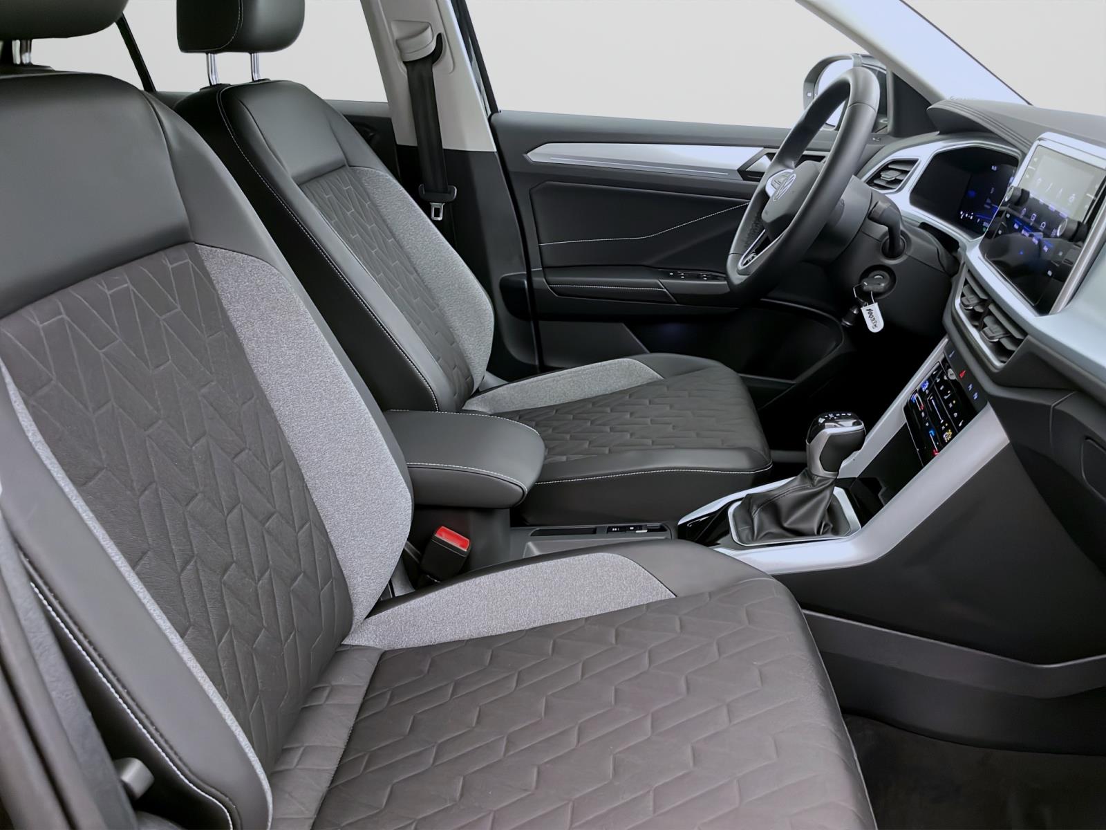 Bild 14: Volkswagen T-Roc 2.0 TDI DSG GOAL AHK NAVI ACC PDC LED+