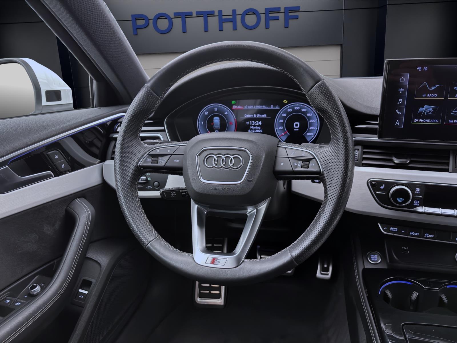 Bild 10: Audi A4 Avant 40 TDI S LINE PANO AHK NAVI LED