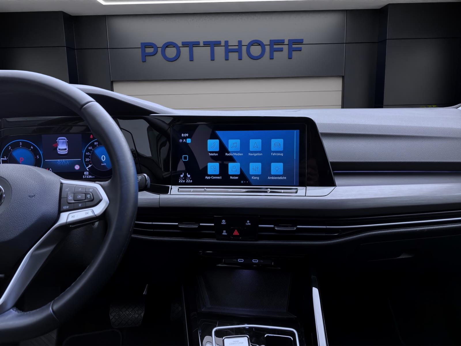 Bild 13: Volkswagen Golf 2.0 TDI DSG STYLE STANDHZG NAVI IQ.LIGHT