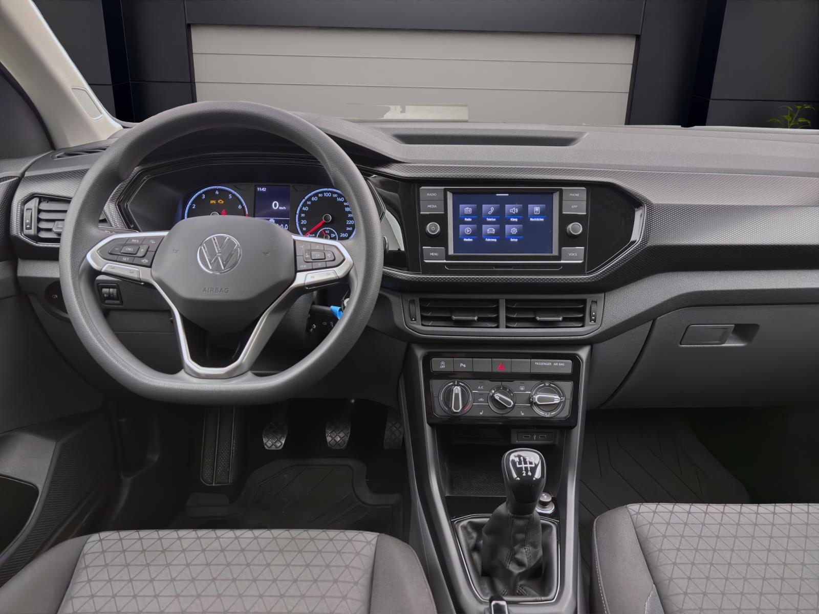 Bild 12: Volkswagen T-Cross 1.0 TSI LIFE PDC SITZHZG KLIMA LM16