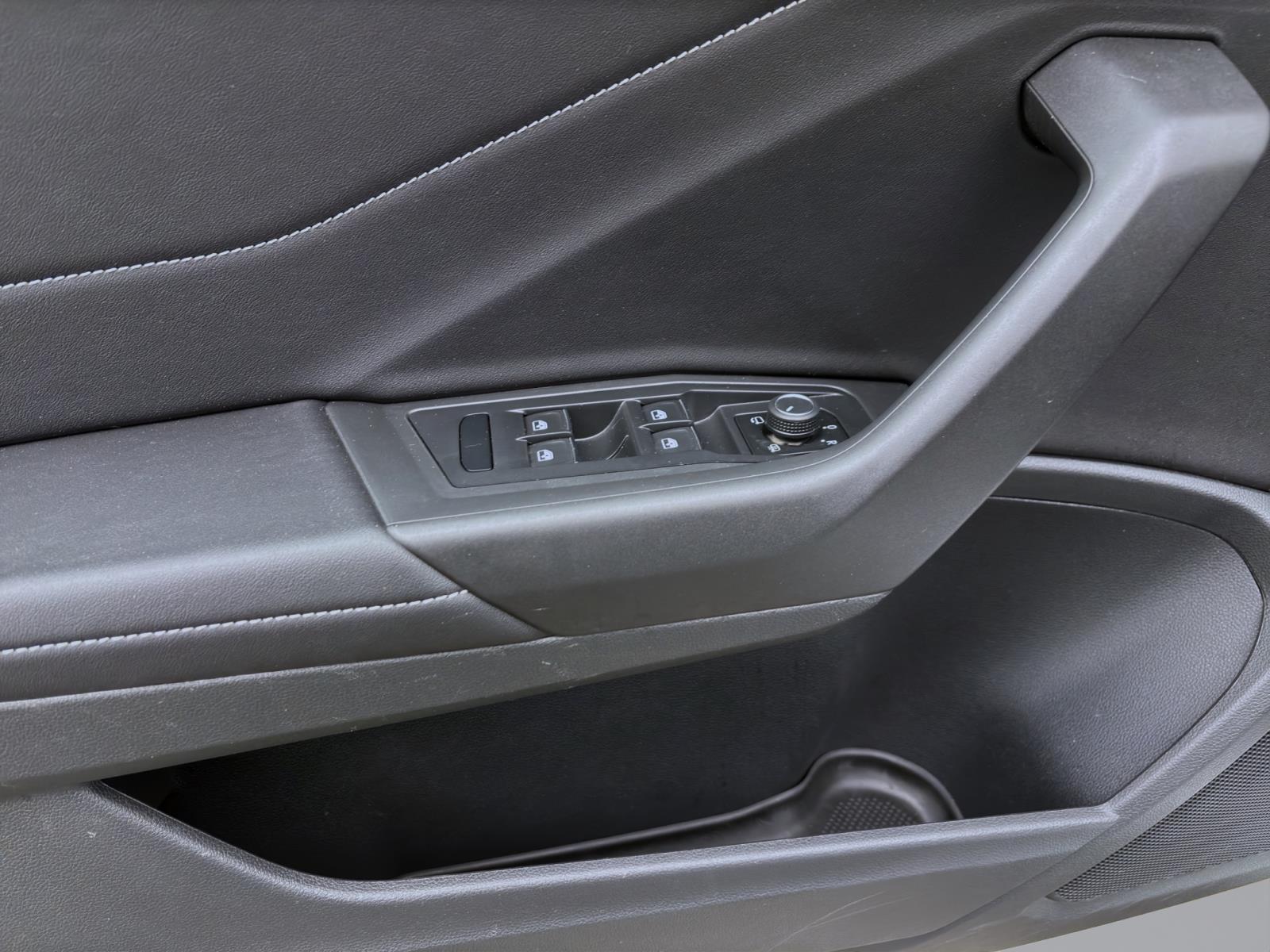 Bild 8: Volkswagen T-Roc Cabriolet 1.0 TSI STYLE NAVI KAMERA PDC SITZHZG