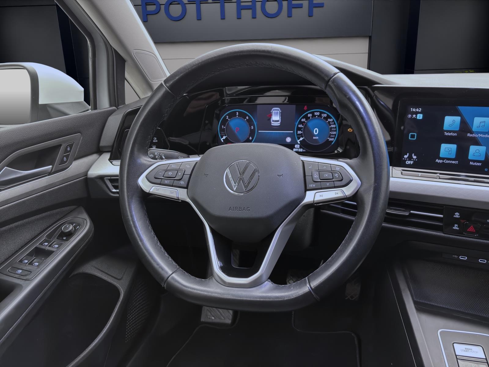 Bild 10: Volkswagen Golf Variant 2.0 TDI DSG LIFE KAMERA NAVI PDC LED