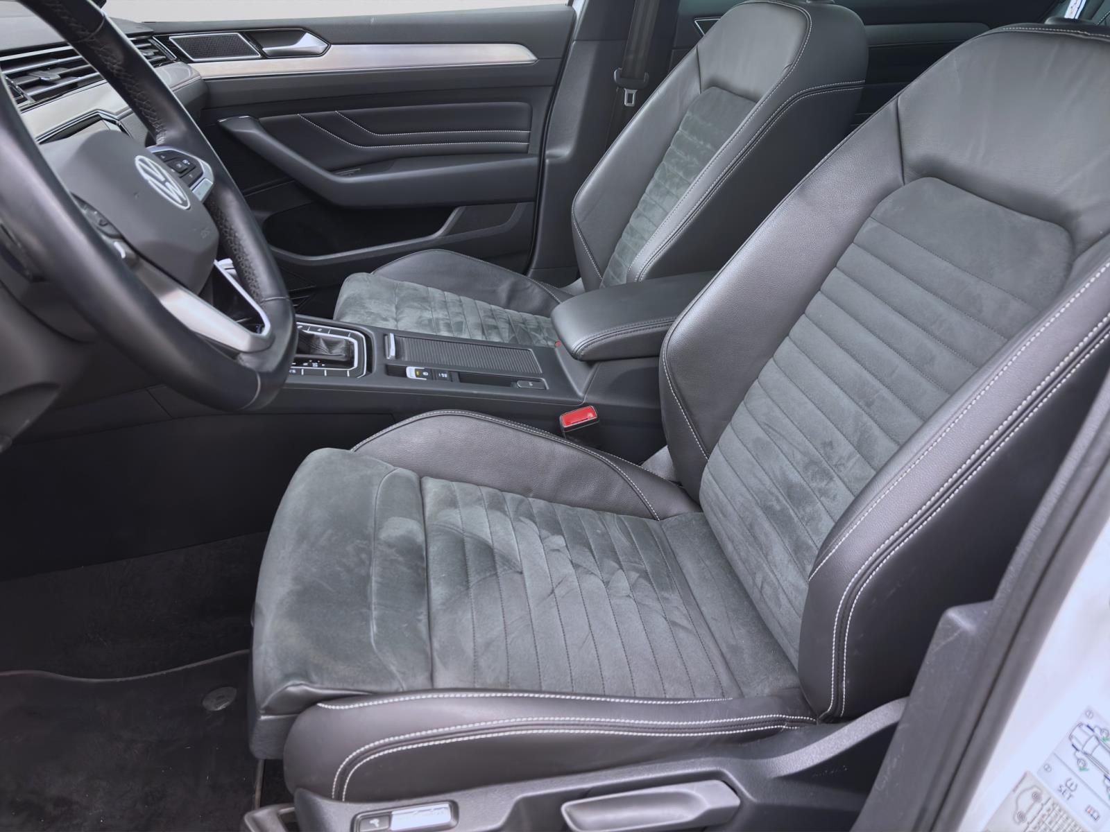 Bild 8: Volkswagen Passat Variant 2.0 TDI DSG ELEGANCE STANDHZG PANO AHK