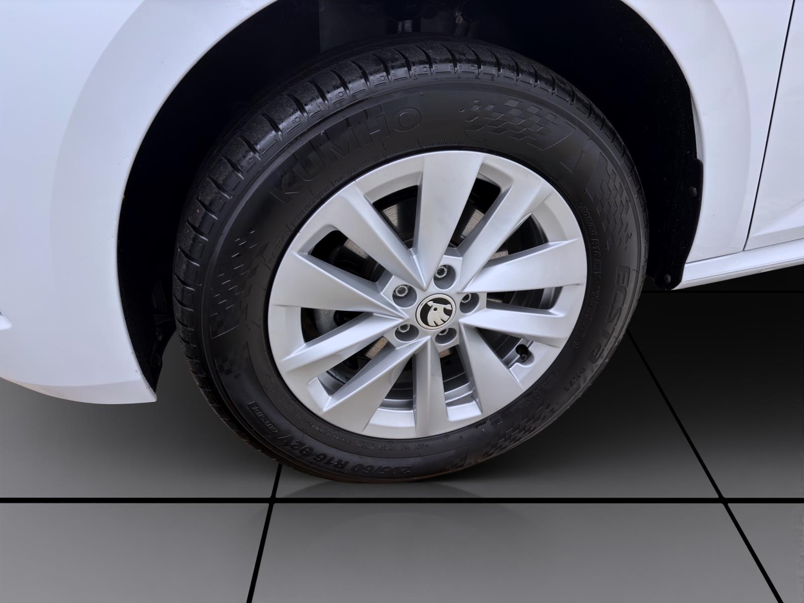 Bild 7: Skoda Kamiq 1.0 TSI DSG SELECTION PDC KAMERA SITZHZG LED