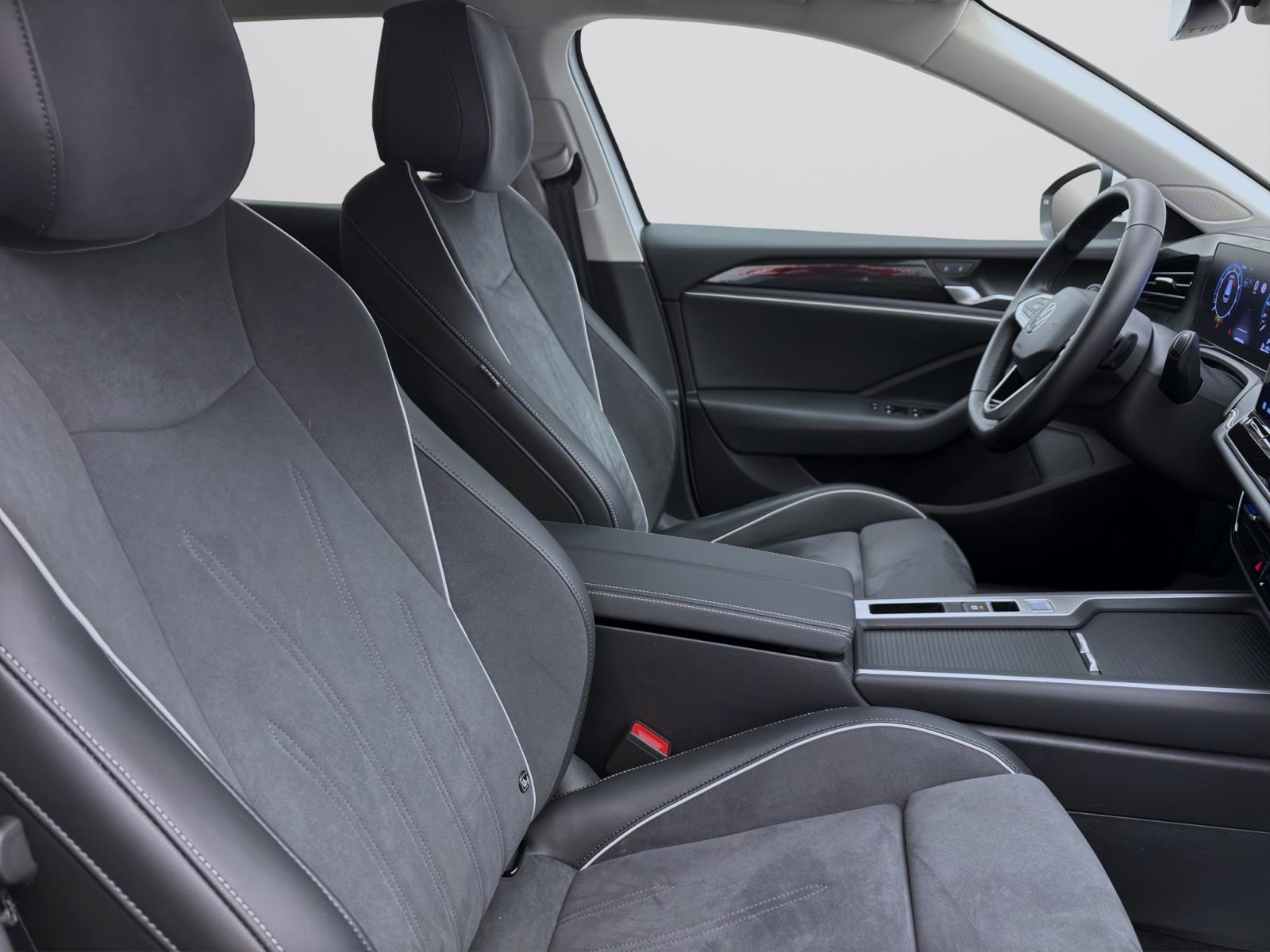 Bild 14: Volkswagen Passat Variant 1.5 eTSI DSG BUSINESS AHK NAVI KAMERA SITZHZG