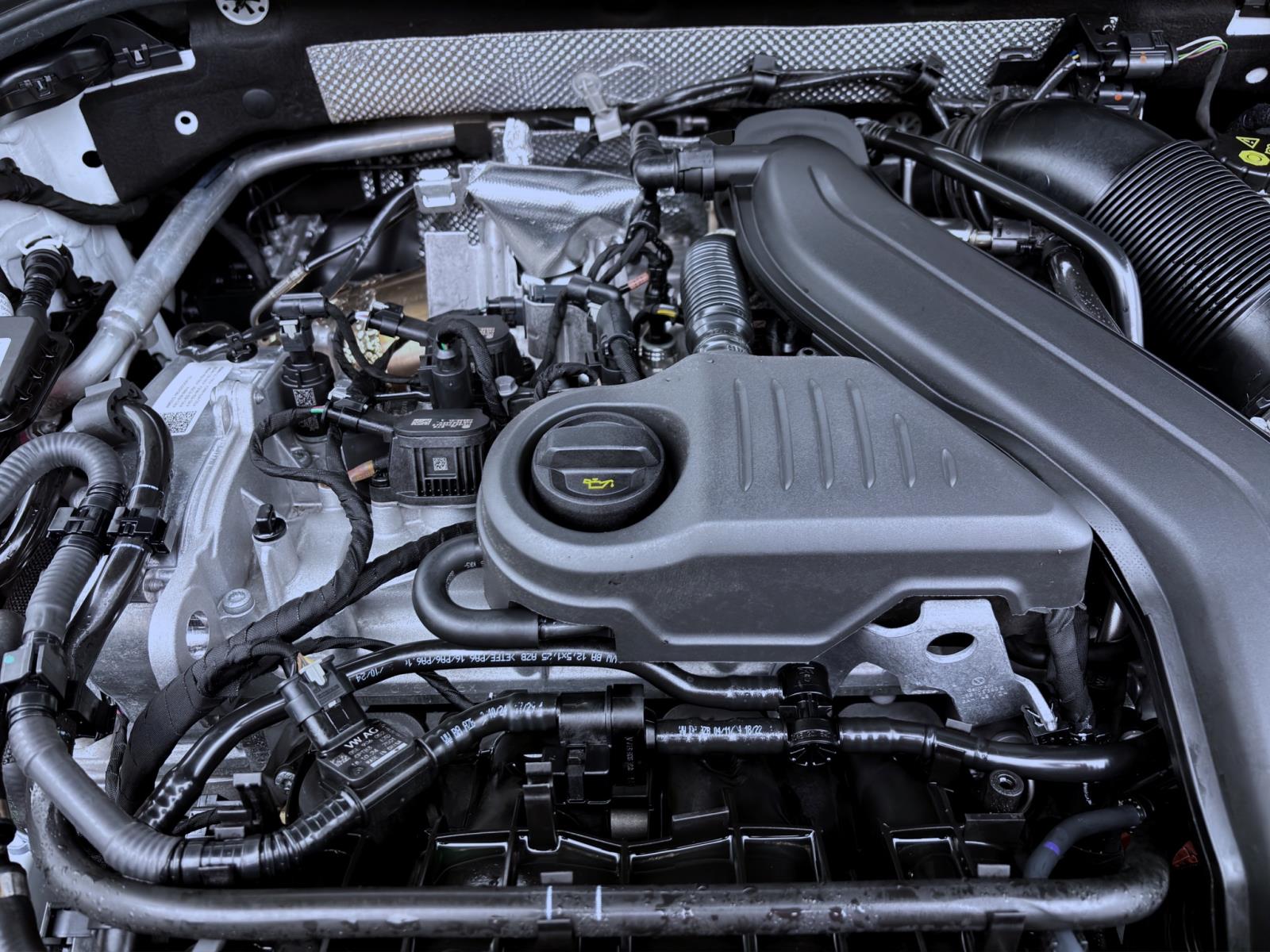 Bild 16: Volkswagen Passat Variant 1.5 eTSI DSG BUSINESS AHK NAVI KAMERA SITZHZG