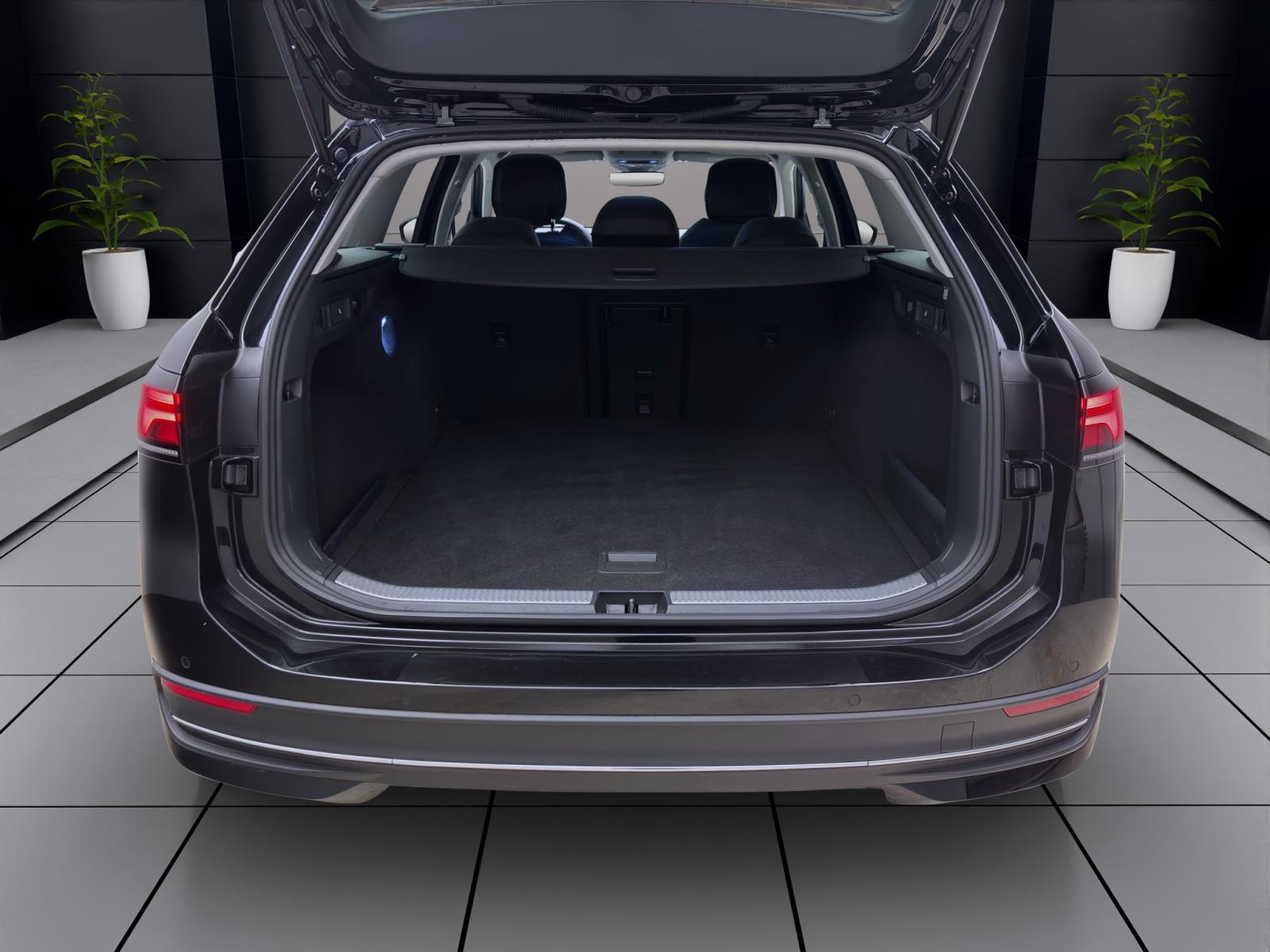 Bild 3: Volkswagen Passat Variant 1.5 eTSI DSG BUSINESS AHK NAVI KAMERA SITZHZG