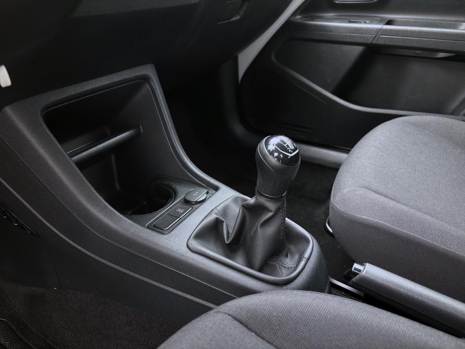 Bild 13: Volkswagen up! 1.0 MPI MOVE UP! KAMERA PDC SITZHG KLIMA