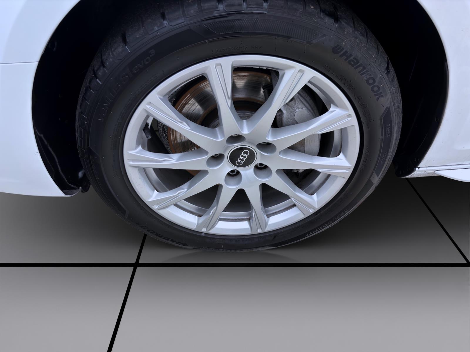 Bild 7: Audi A4 Avant 40 TDI ADVANCED STANDHZG AHK NAVI HuD