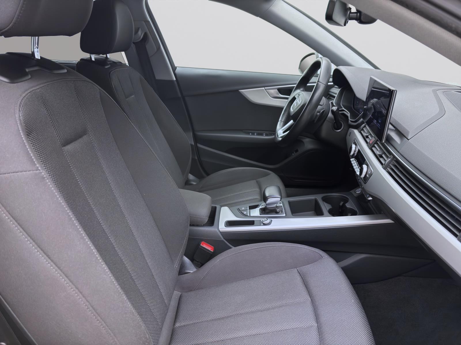 Bild 14: Audi A4 Avant 40 TDI ADVANCED STANDHZG AHK NAVI HuD