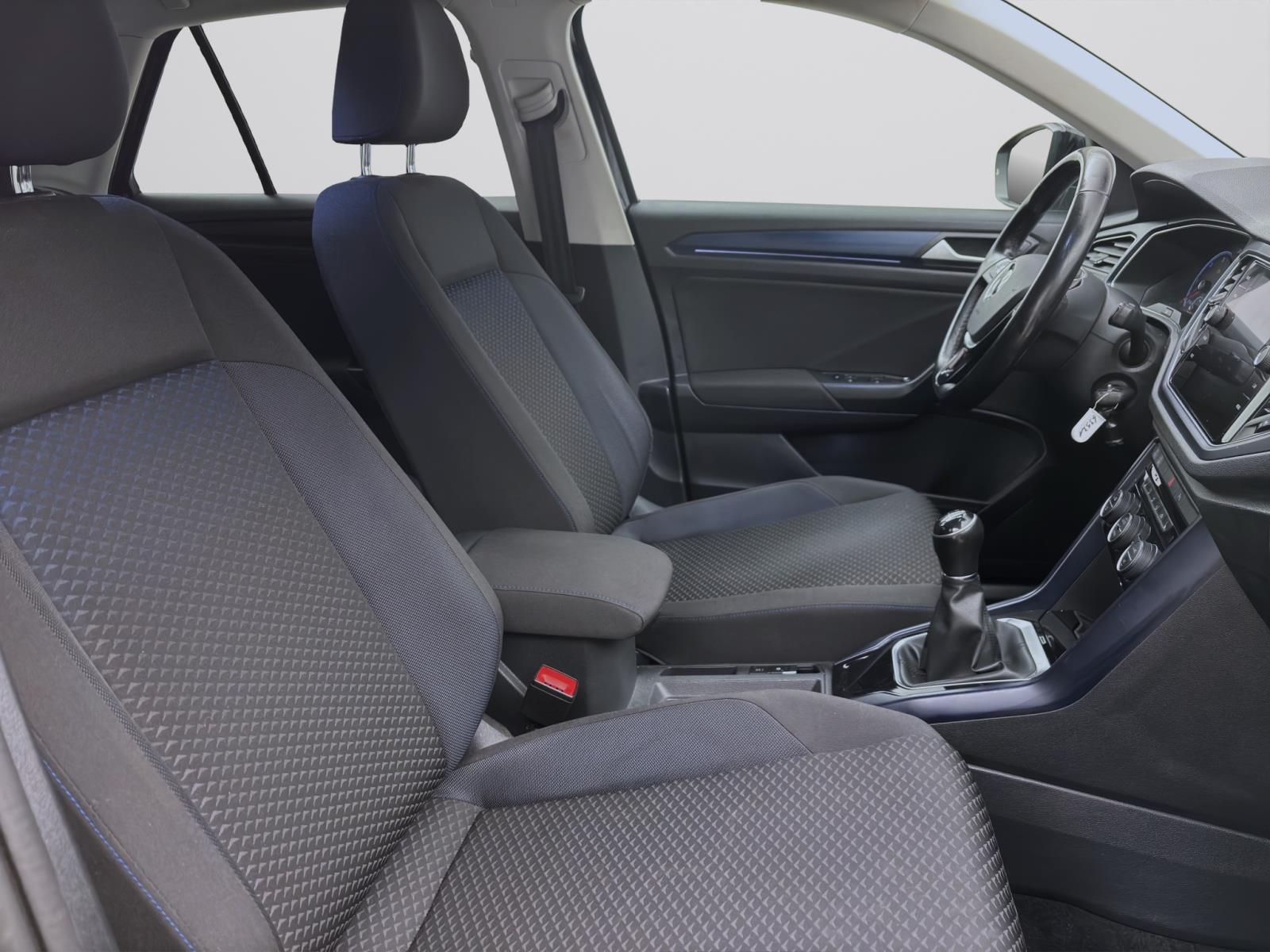 Bild 14: Volkswagen T-Roc 2.0 TDI UNITED NAVI SITZHZG PDC DAB+