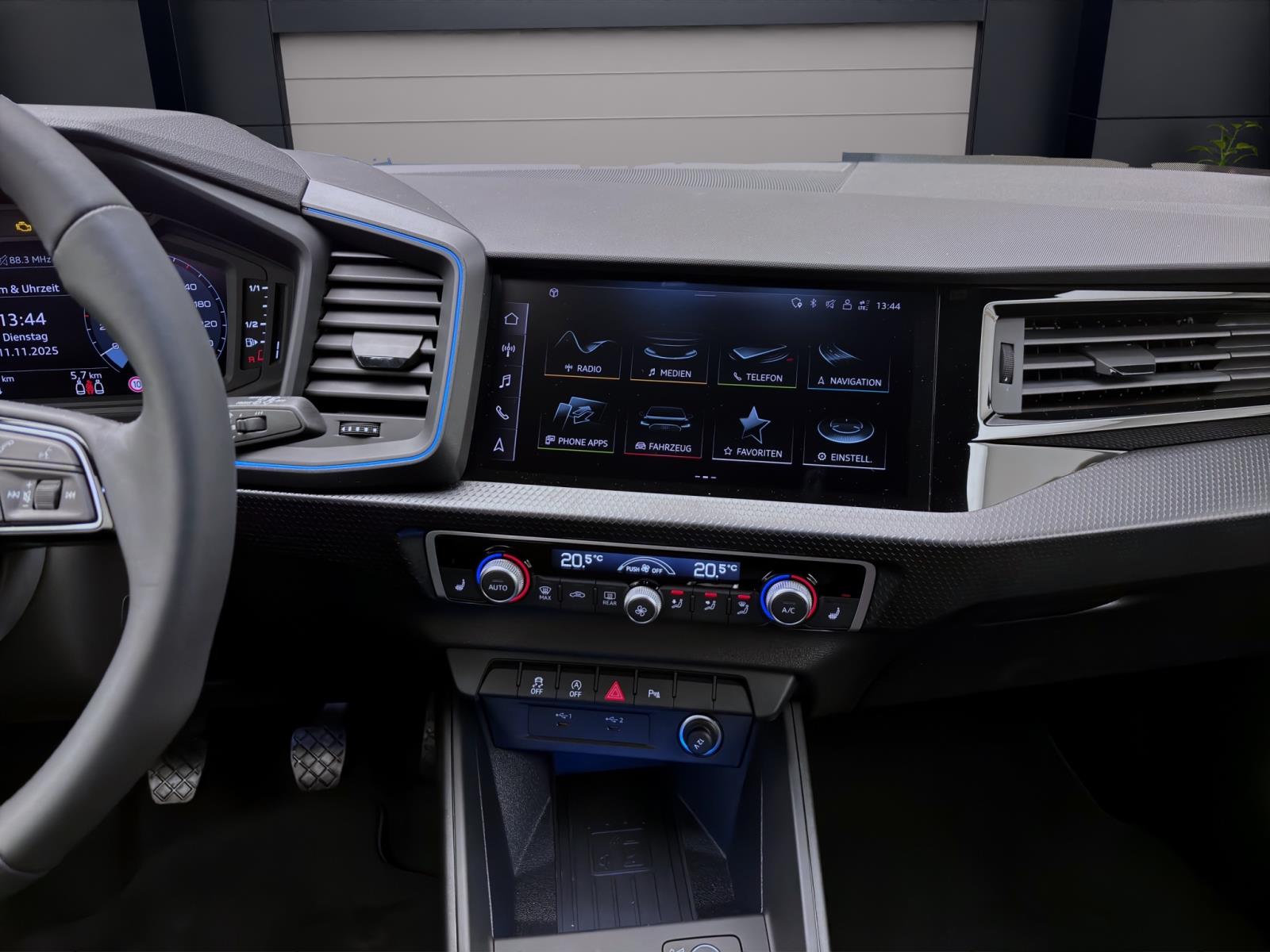 Bild 12: Audi A1 Sportback 25 TFSI PDC SITZHZG KLIMA LED