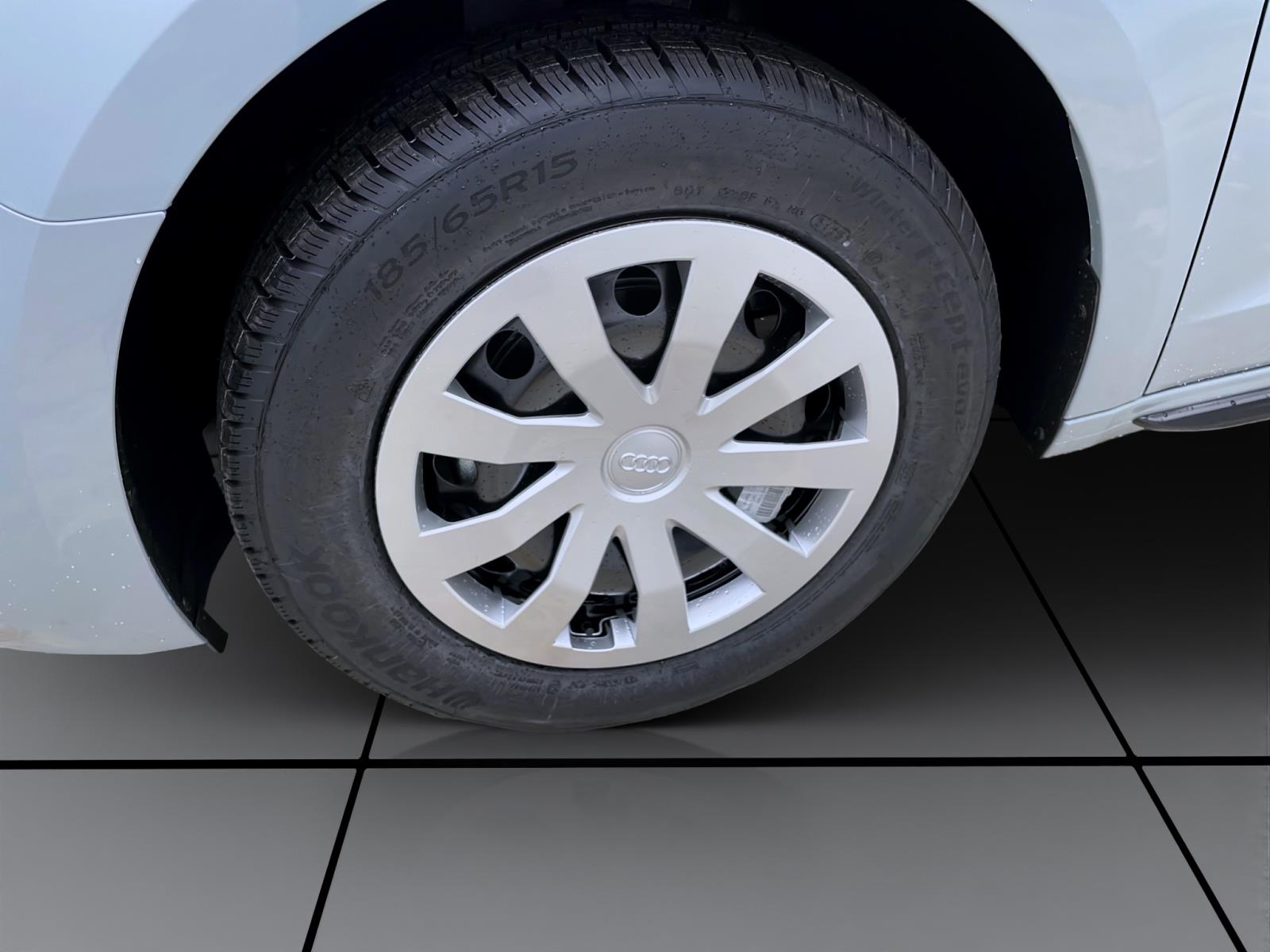 Bild 7: Audi A1 Sportback 25 TFSI PDC SITZHZG KLIMA LED