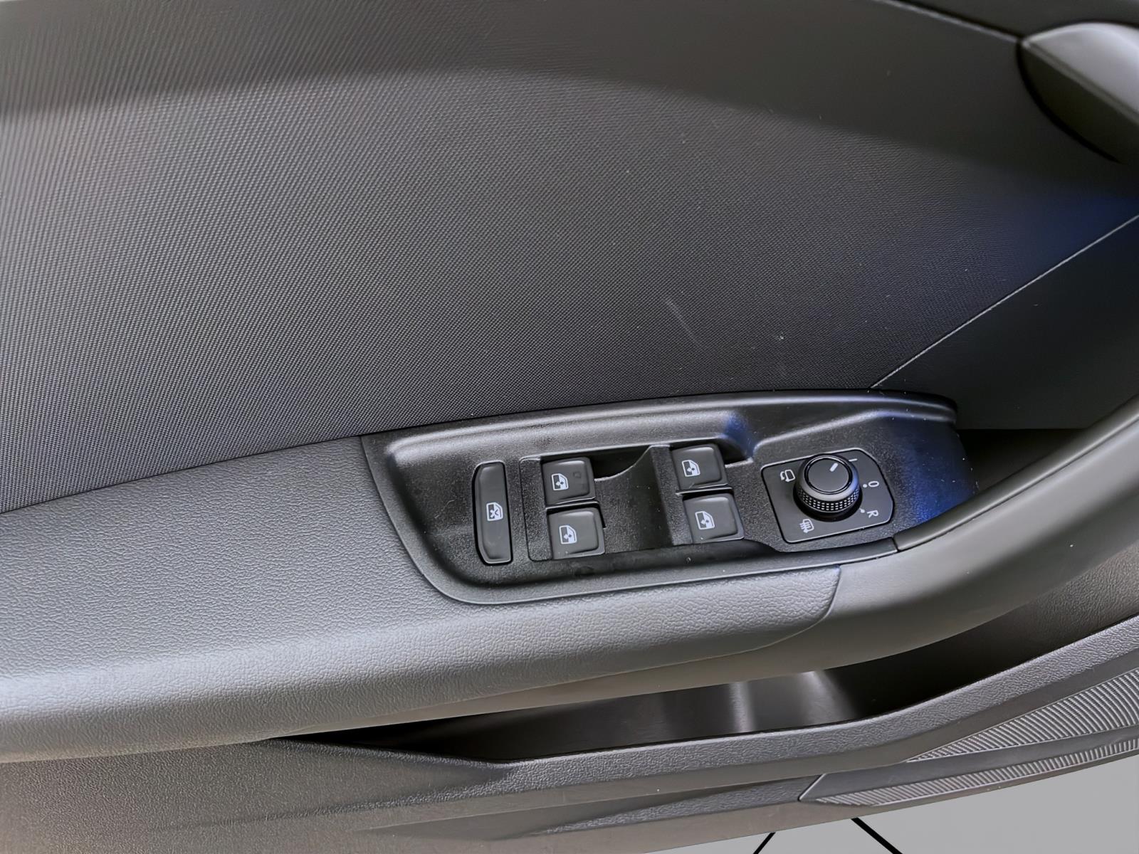 Bild 9: Audi A1 Sportback 25 TFSI LED PDC KLIMA SITZHZG