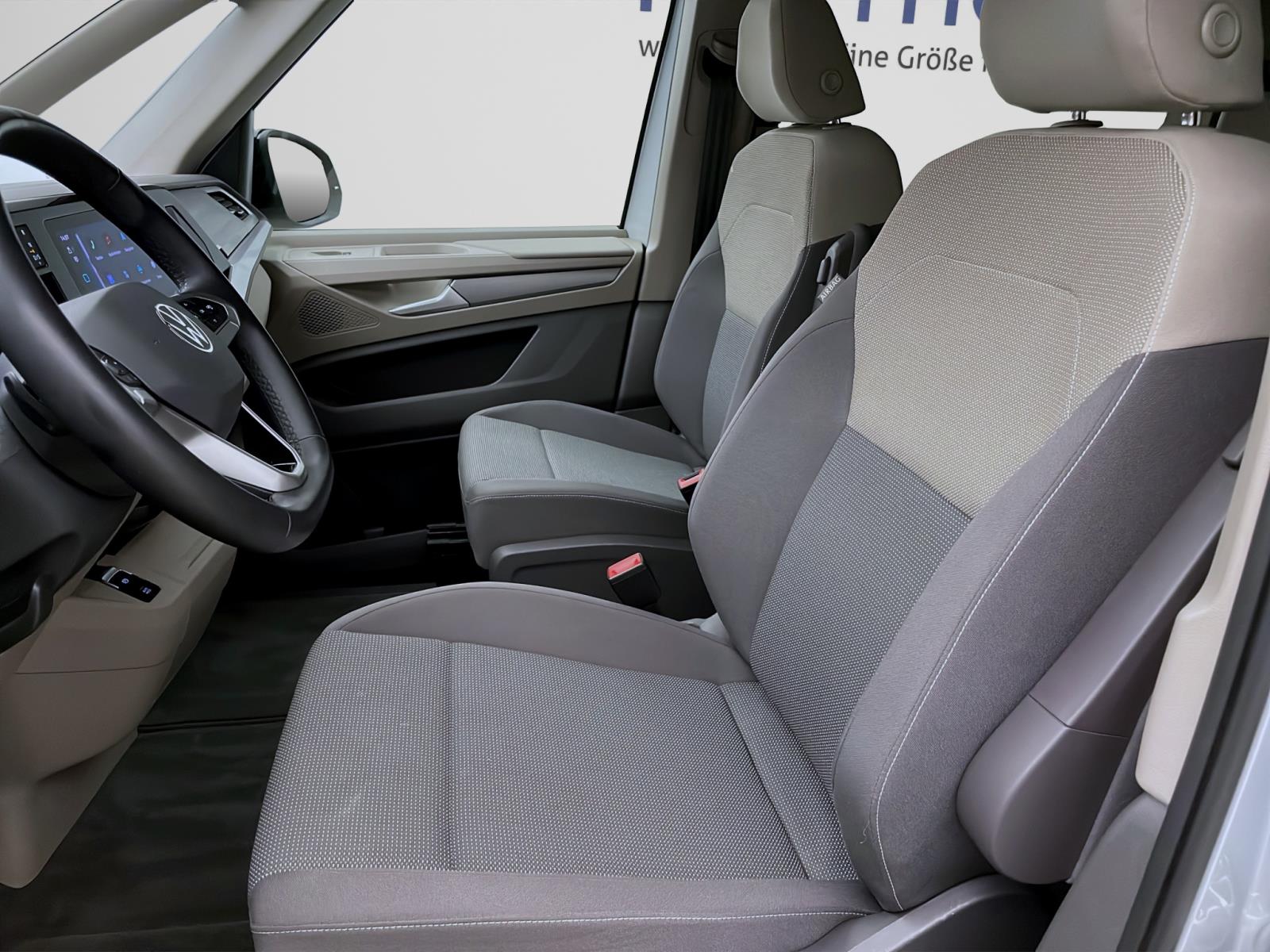 Bild 8: Volkswagen T7 Multivan 2.0 TDI DSG LIFE KR NAVI AHL STDHZG PDC