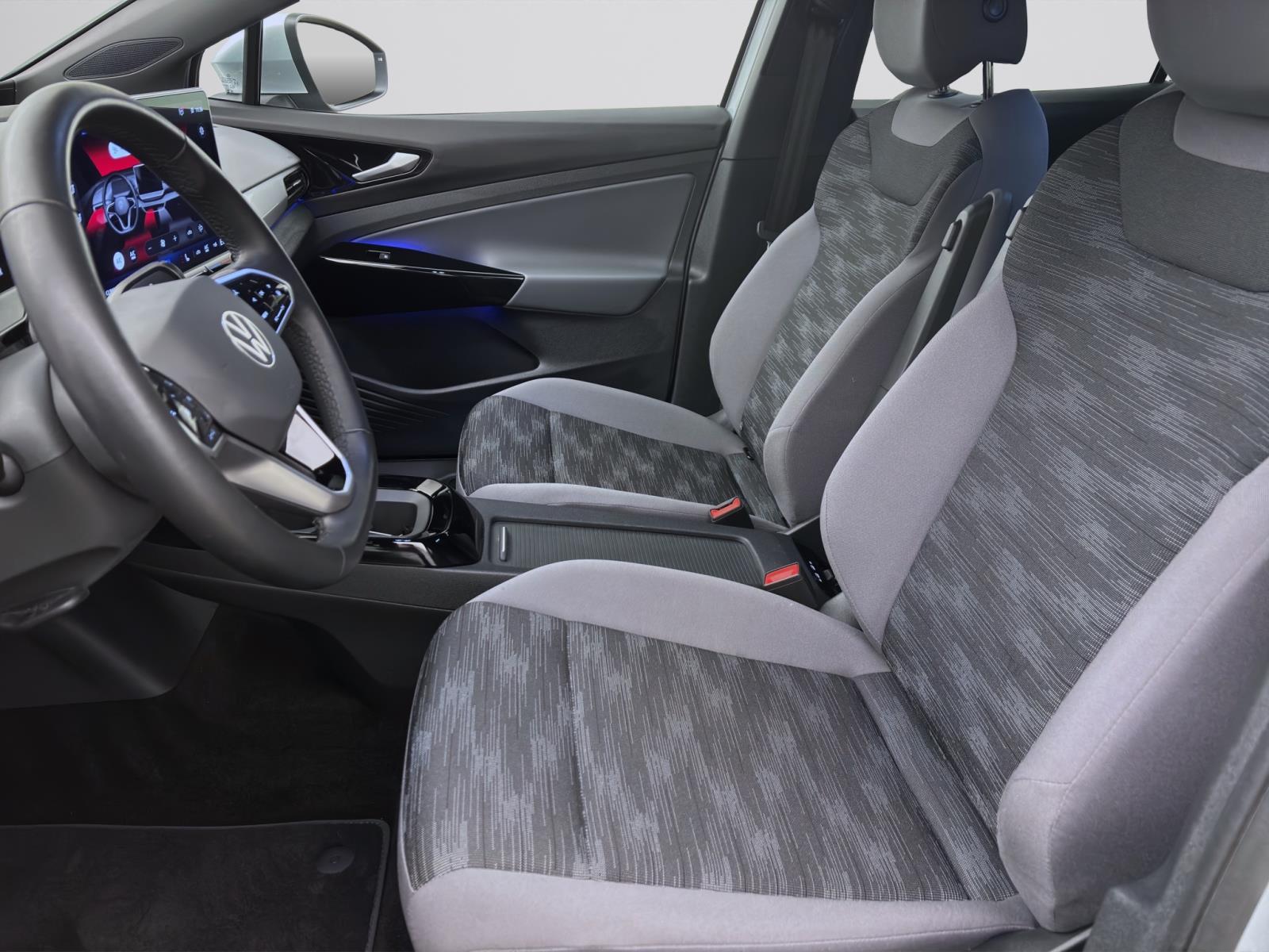 Bild 7: Volkswagen ID.4 PURE PERFORMANCE NAVI IQ.LIGHT PDC SITZHZG LM19