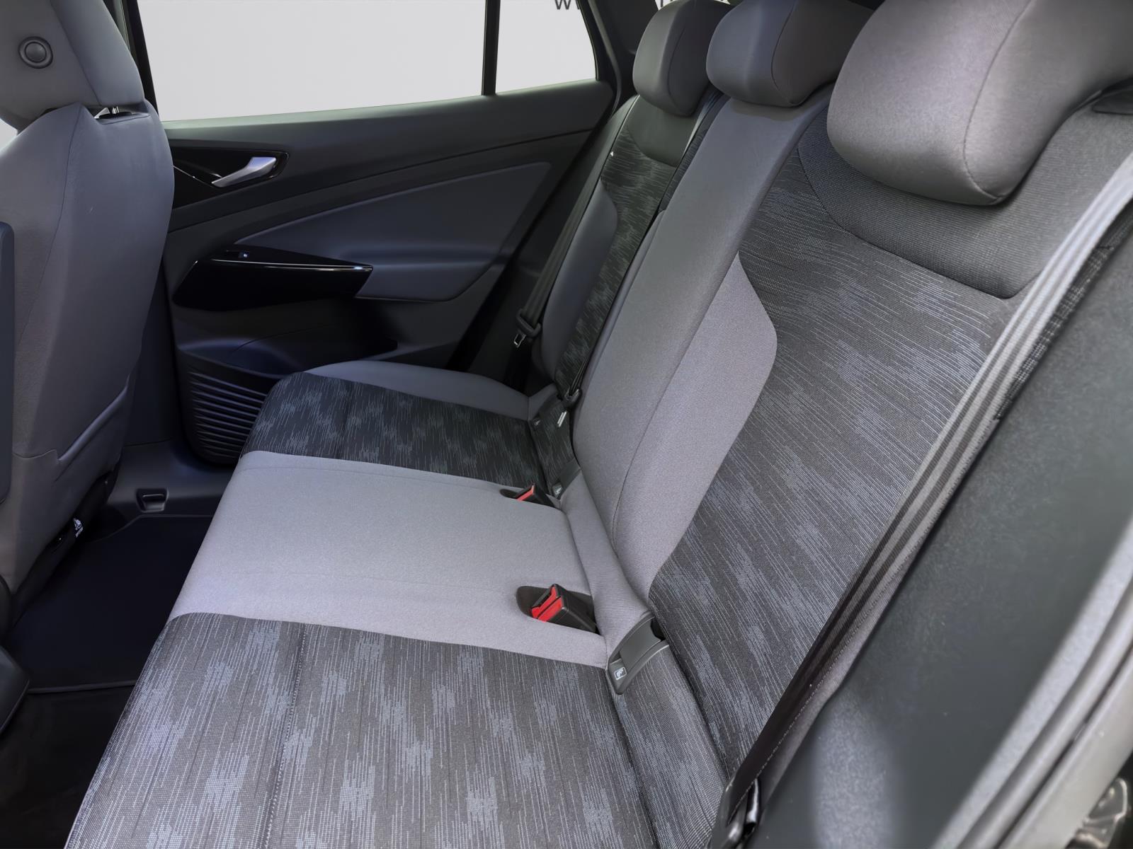 Bild 13: Volkswagen ID.4 PURE PERFORMANCE NAVI PDC SITZHZG IQ.LIGHT